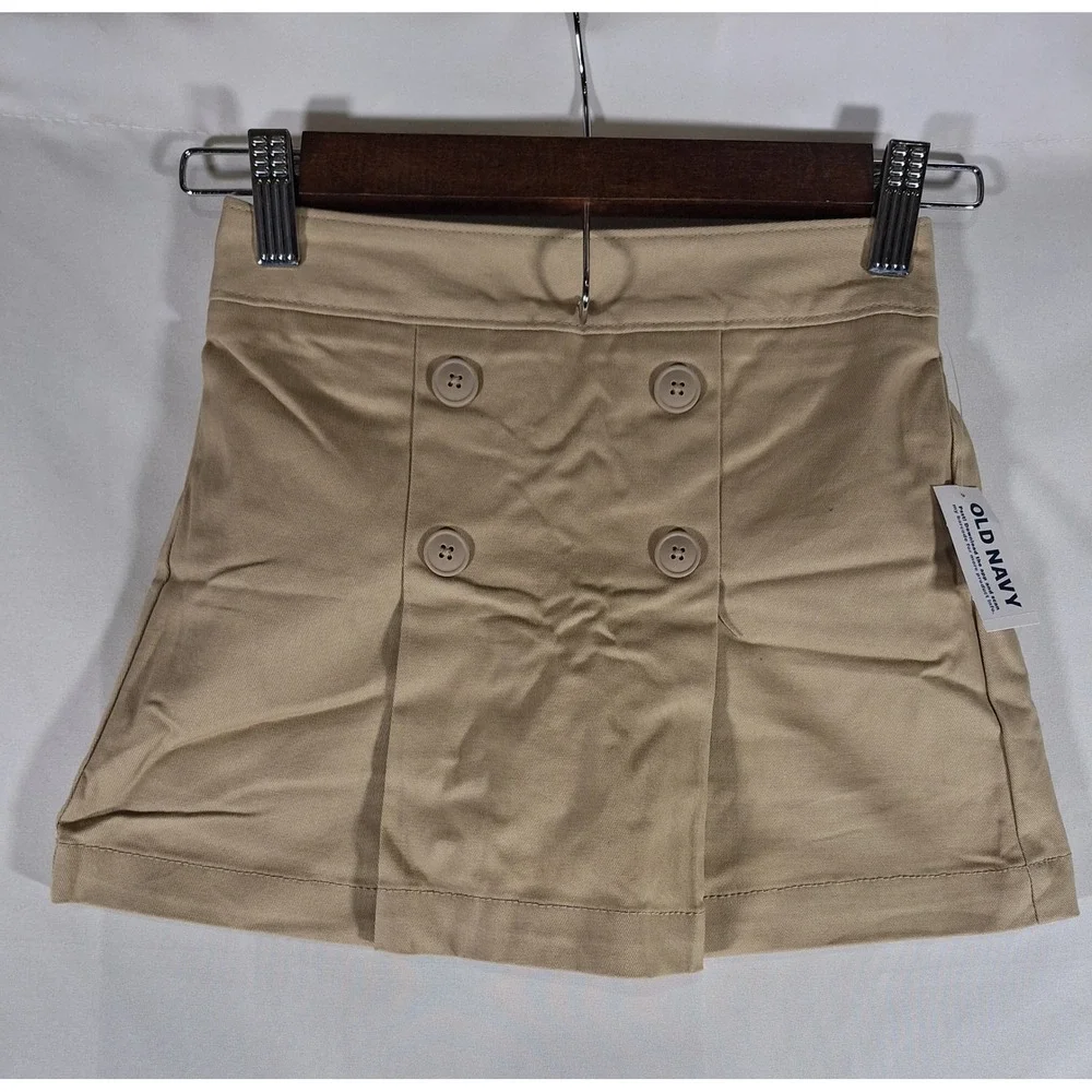 Old Navy Kids Khaki Skort with Double Button Detail Elastic Waist Size‎ 6 7
